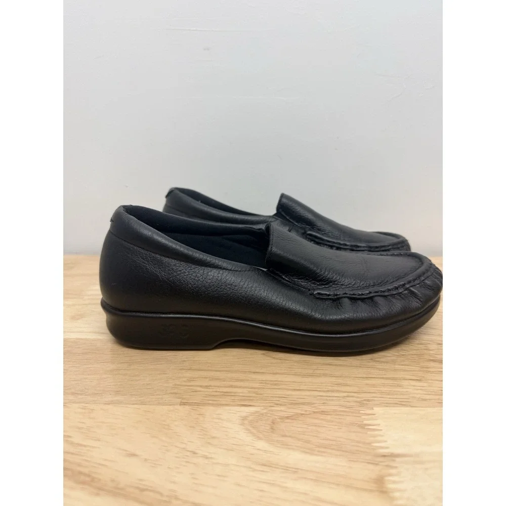 SAS Tripad Women's Black Leather Loafer Slip-on Shoes Comfort Foot Bed Sz 9.5 WW